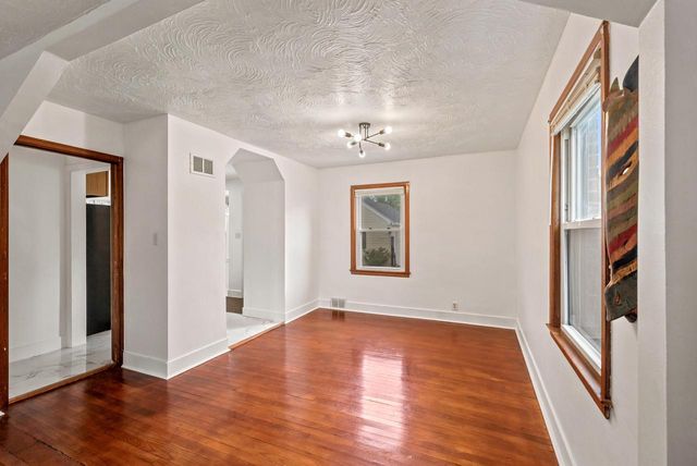 4530 N 42nd STREET, Milwaukee, WI 53209