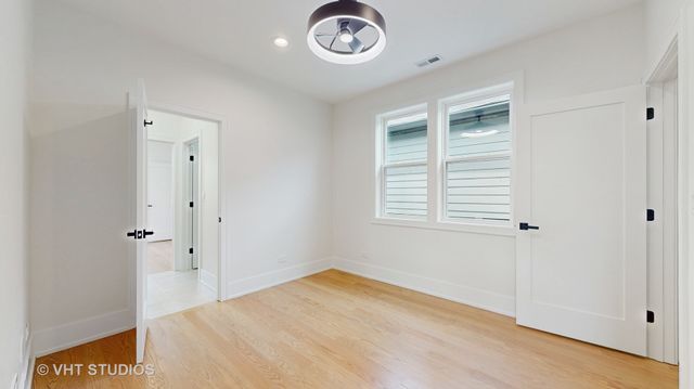 2846 N Sayre Avenue, Chicago, IL 60634