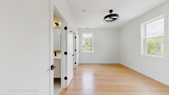 2846 N Sayre Avenue, Chicago, IL 60634