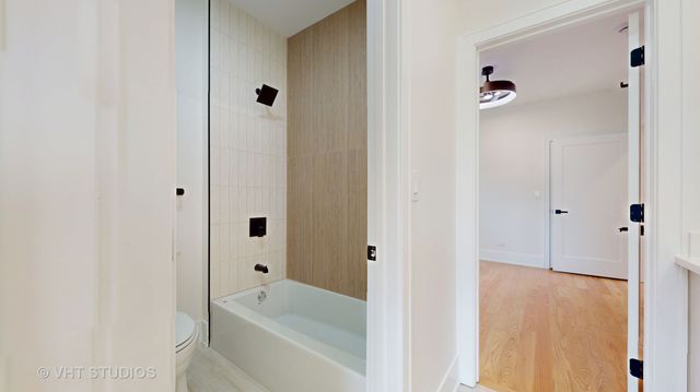 2846 N Sayre Avenue, Chicago, IL 60634