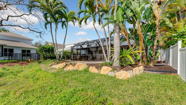 535 Enfield Court, Delray Beach, FL 33444