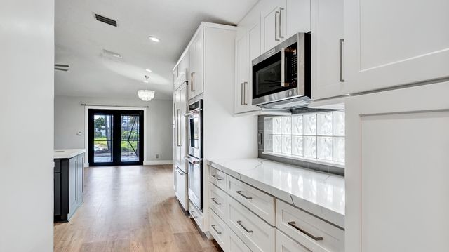 535 Enfield Court, Delray Beach, FL 33444