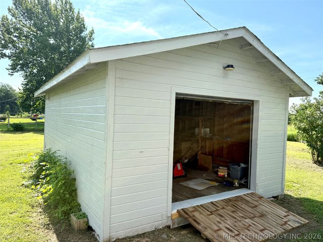 13030 Cleveland Road, Mounds, OK 74047