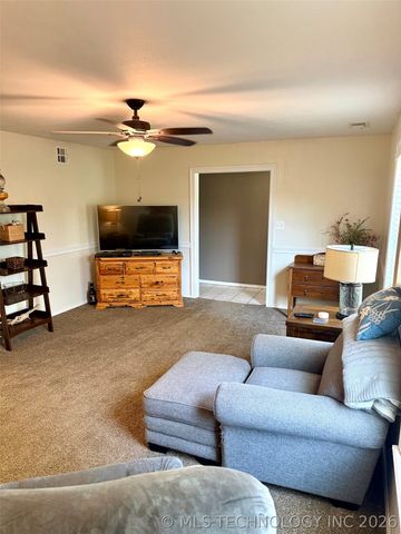 13030 Cleveland Road, Mounds, OK 74047