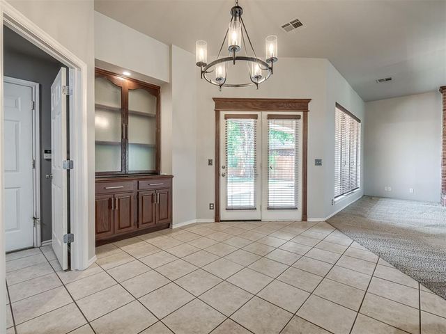 2117 Cedar Pointe Circle, Edmond, OK 73003