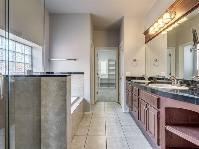 2117 Cedar Pointe Circle, Edmond, OK 73003