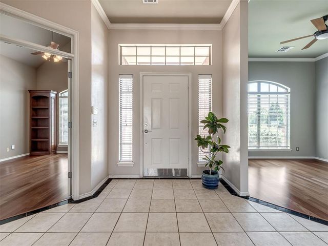 2117 Cedar Pointe Circle, Edmond, OK 73003