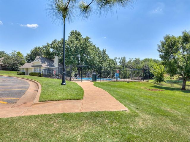 2117 Cedar Pointe Circle, Edmond, OK 73003