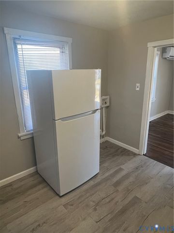 610 Queen Anne Dr, Richmond, VA 23224