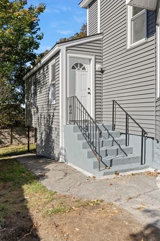 68 Middlebury, Lawrence, MA 01841