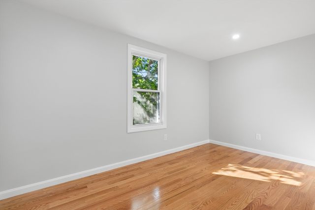 68 Middlebury, Lawrence, MA 01841