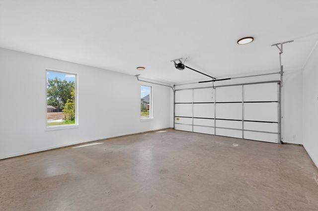 973 Bandon Dunes Drive, Fort Worth, TX 76028