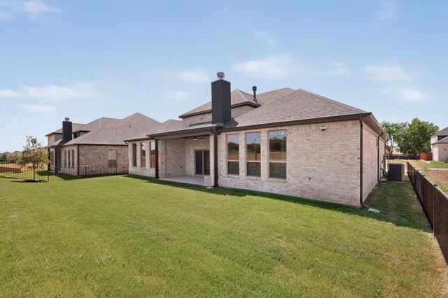 973 Bandon Dunes Drive, Fort Worth, TX 76028