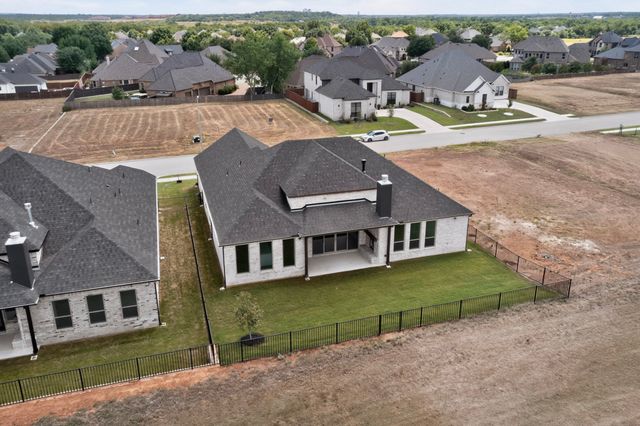 973 Bandon Dunes Drive, Fort Worth, TX 76028