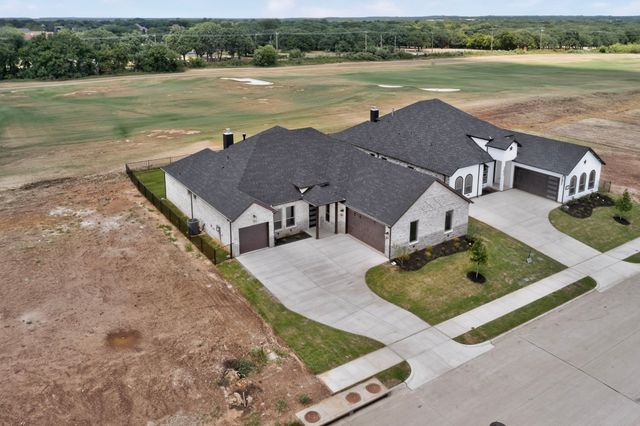 973 Bandon Dunes Drive, Fort Worth, TX 76028