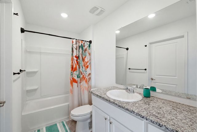 926 Manero Pass, San Antonio, TX 78221