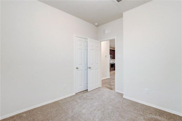 412 Ibis Falls LOOP, Jarrell, TX 76537