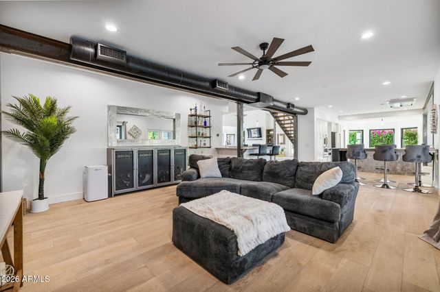 8749 E SAN FELIPE Drive, Scottsdale, AZ 85258