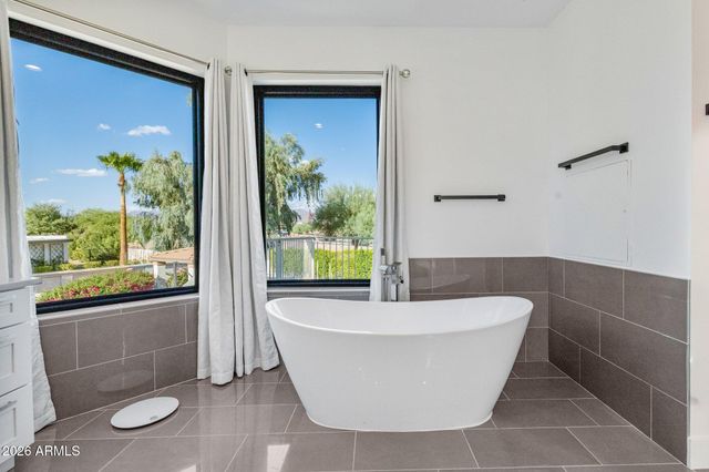 8749 E SAN FELIPE Drive, Scottsdale, AZ 85258
