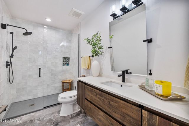 8749 E SAN FELIPE Drive, Scottsdale, AZ 85258