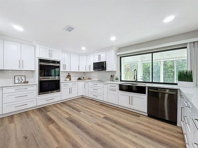 8430 144TH LANE, Seminole, FL 33776