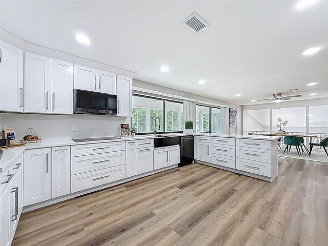 8430 144TH LANE, Seminole, FL 33776