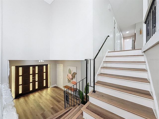 8430 144TH LANE, Seminole, FL 33776