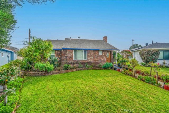 12738 Gurley, Downey, CA 90242