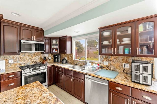 12738 Gurley, Downey, CA 90242