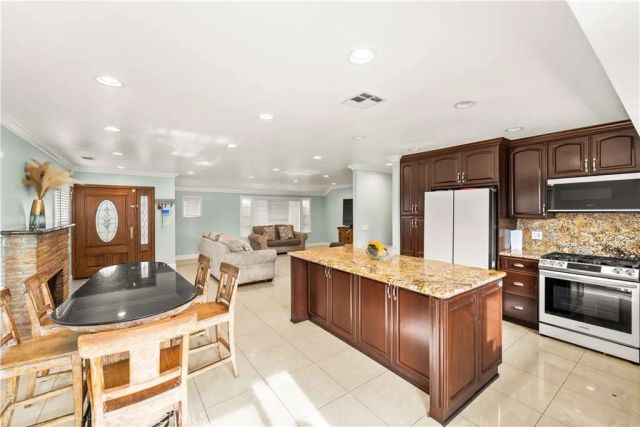 12738 Gurley, Downey, CA 90242