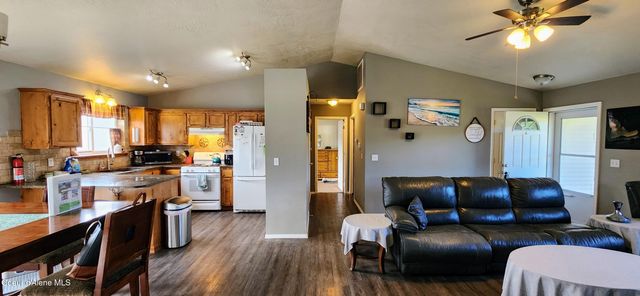 23870 N Ponderosa ST, Athol, ID 83801