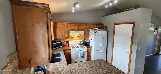 23870 N Ponderosa ST, Athol, ID 83801