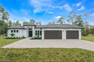 2806 Golden Gate BLVD W, Naples, FL 34120