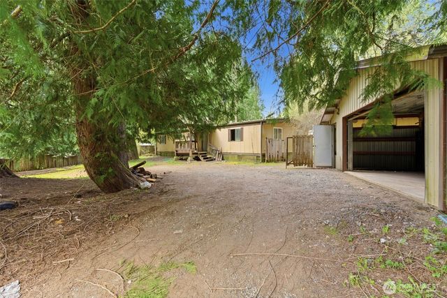 180 E Hillcrest Drive, Shelton, WA 98584
