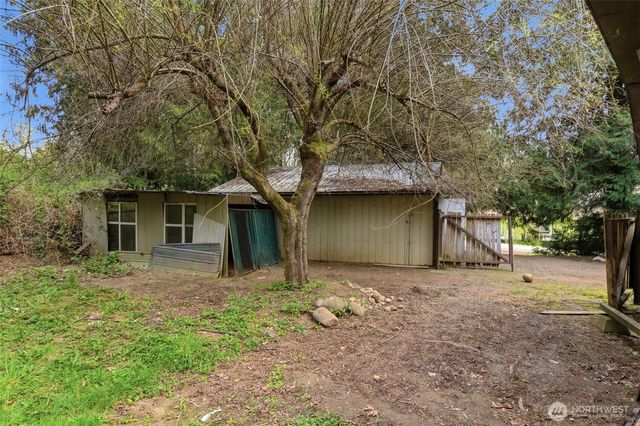 180 E Hillcrest Drive, Shelton, WA 98584