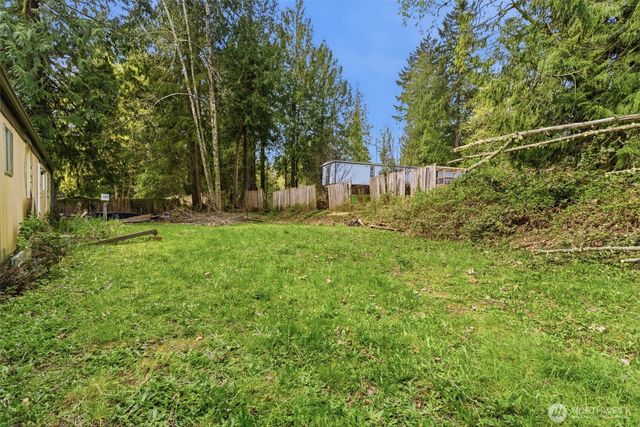 180 E Hillcrest Drive, Shelton, WA 98584