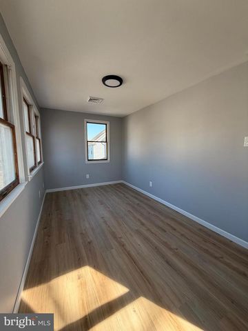 46 PENN ST, Penns Grove, NJ 08069