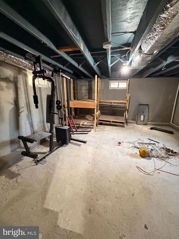 46 PENN ST, Penns Grove, NJ 08069