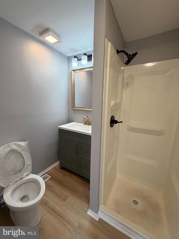 46 PENN ST, Penns Grove, NJ 08069