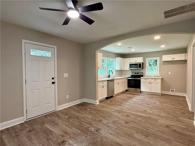 522 Spring Street, Carrollton, GA 30117