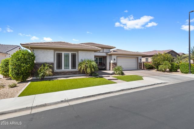 2560 E THORNTON Court, Gilbert, AZ 85297