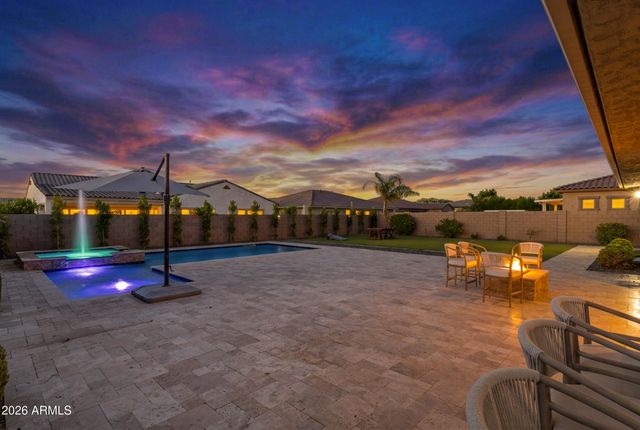 2560 E THORNTON Court, Gilbert, AZ 85297