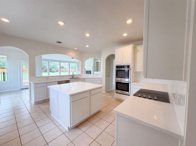 1702 Corona Del Mar Drive, Missouri City, TX 77459