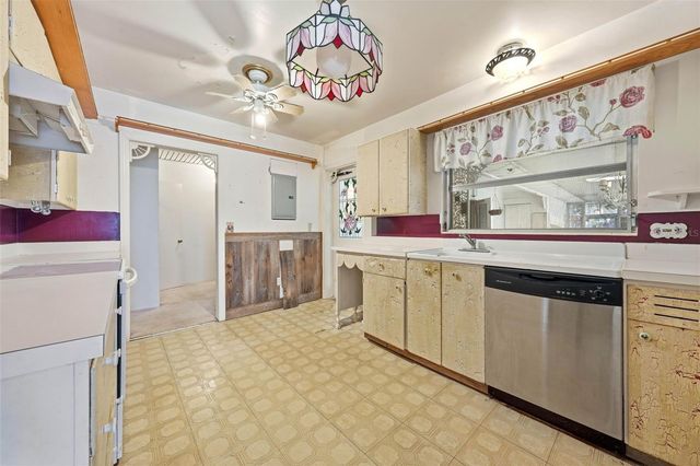 2101 PALMETTO ROAD, Mount Dora, FL 32757