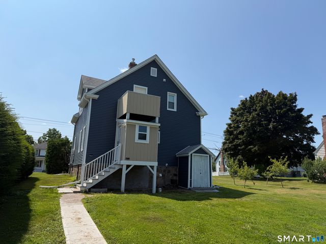 212 Maple Hill Avenue, Newington, CT 06111