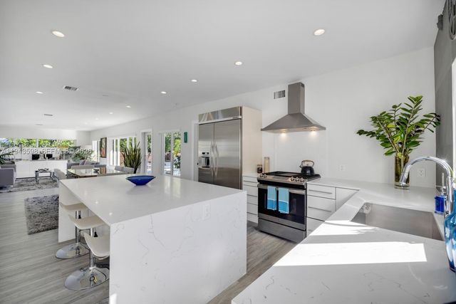 1226 NE 100th St, Miami Shores, FL 33138