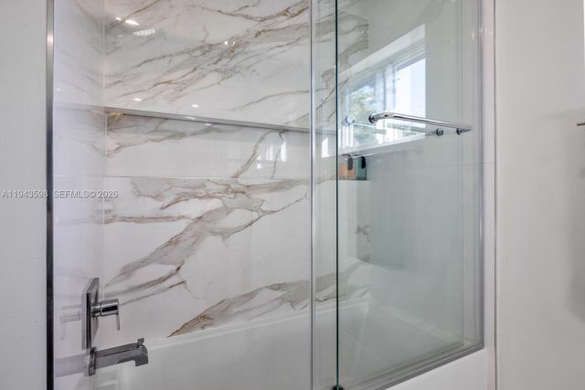 1226 NE 100th St, Miami Shores, FL 33138