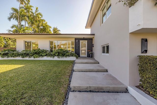 1226 NE 100th St, Miami Shores, FL 33138