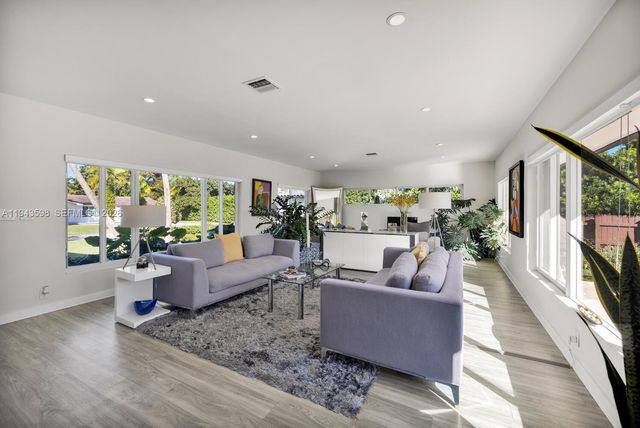 1226 NE 100th St, Miami Shores, FL 33138