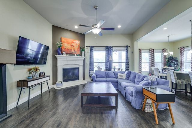 1121 Lone Ivory Trail, Arlington, TX 76005